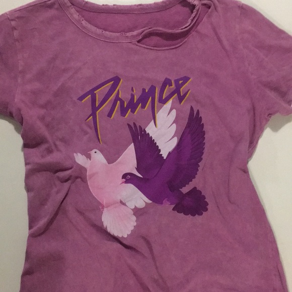 3/$15 Prince Purple Rain When Doves Fly Torn Tee - Picture 2 of 7